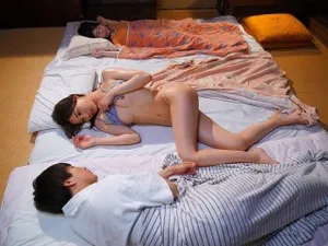 EMBZ-282 Phim tài liệu về việc làm vợ của một người đàn ông thụ thai "Bí mật" Xuất tinh trong tử cung vào âm đạo thô của một người vợ trưởng thành