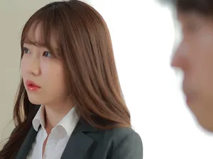 Về thăm quê được chị gái cho cạ buồi vào vú
